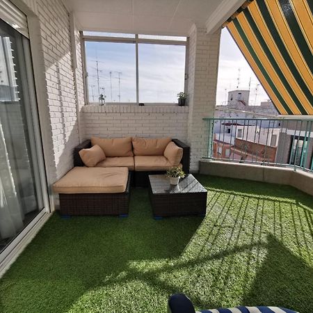 Atico Con Terraza En Centro Elche Apartment Exterior photo